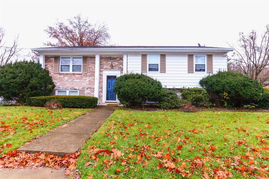 37 Junefield Ave Greenhills, OH