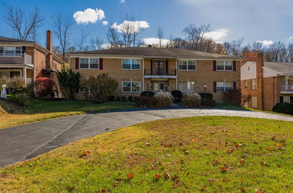3521 Section Rd #3 Kennedy Hts., OH