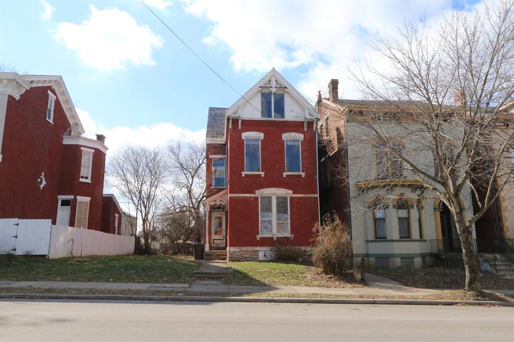 1012 Central Ave