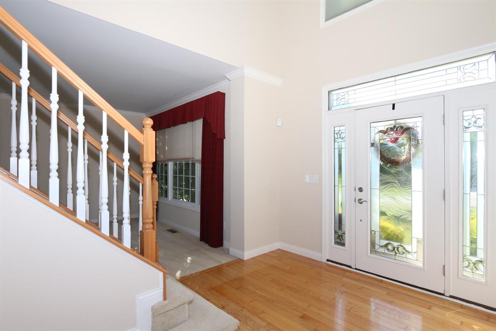 Foyer for 1704 Grandview Dr Hebron, KY 41048