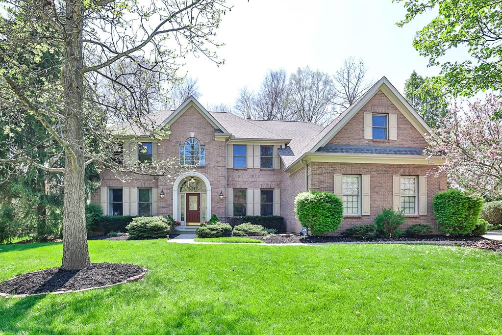 216 Sentry Hill Drive Loveland, OH