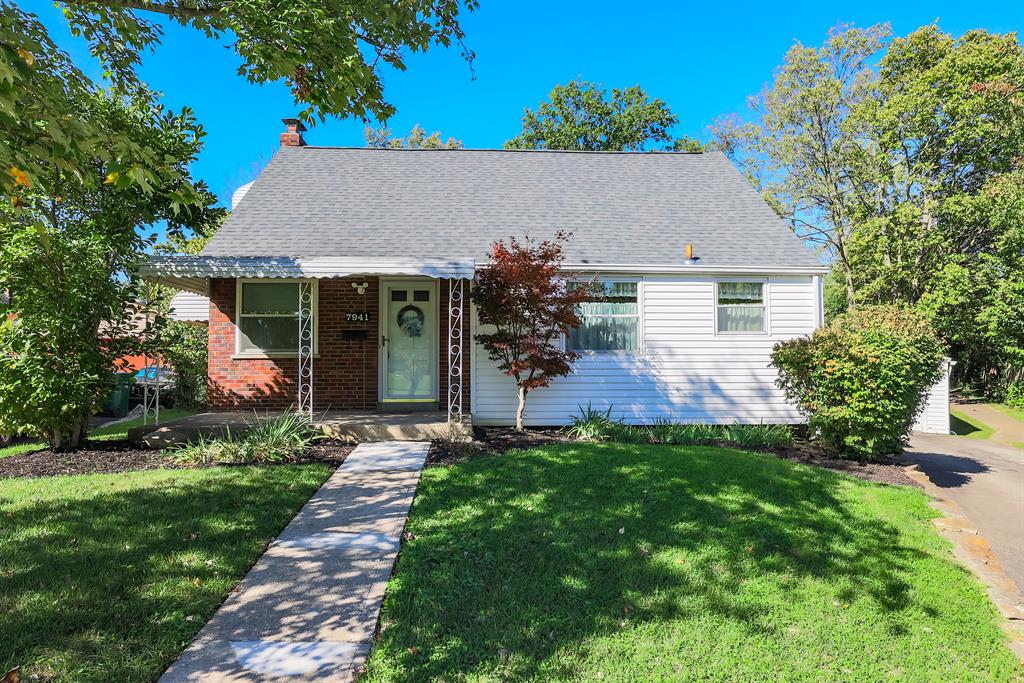 7941 Cherrywood Court College Hill, OH