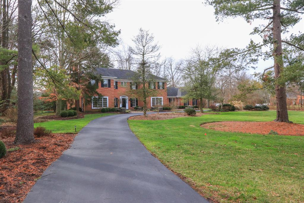 7955 Shawnee Run Rd Indian Hill, OH