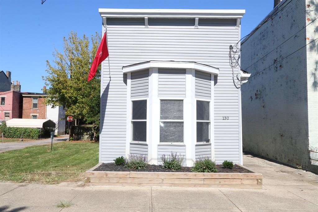 130 E 10th Street