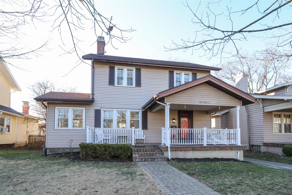 144 Oak Knoll Dr Oakwood, OH