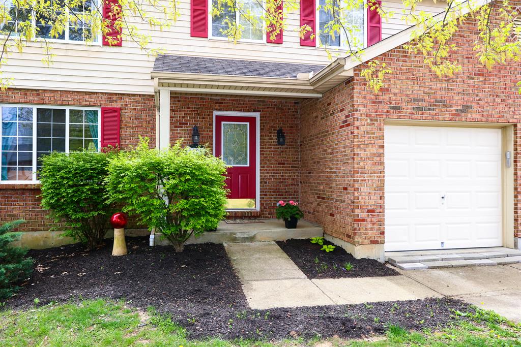 Entrance for 1229 Edinburgh Ln Union, KY 41091