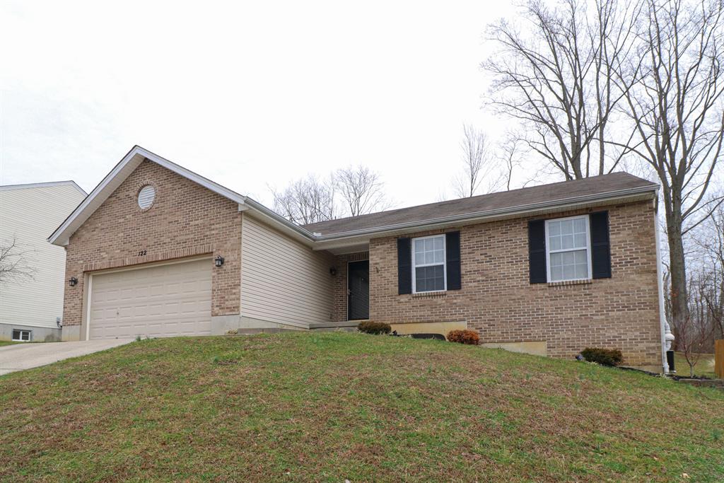 122 Paddle Wheel Dr New Richmond, OH