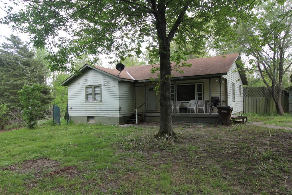 2039 Winn Rd