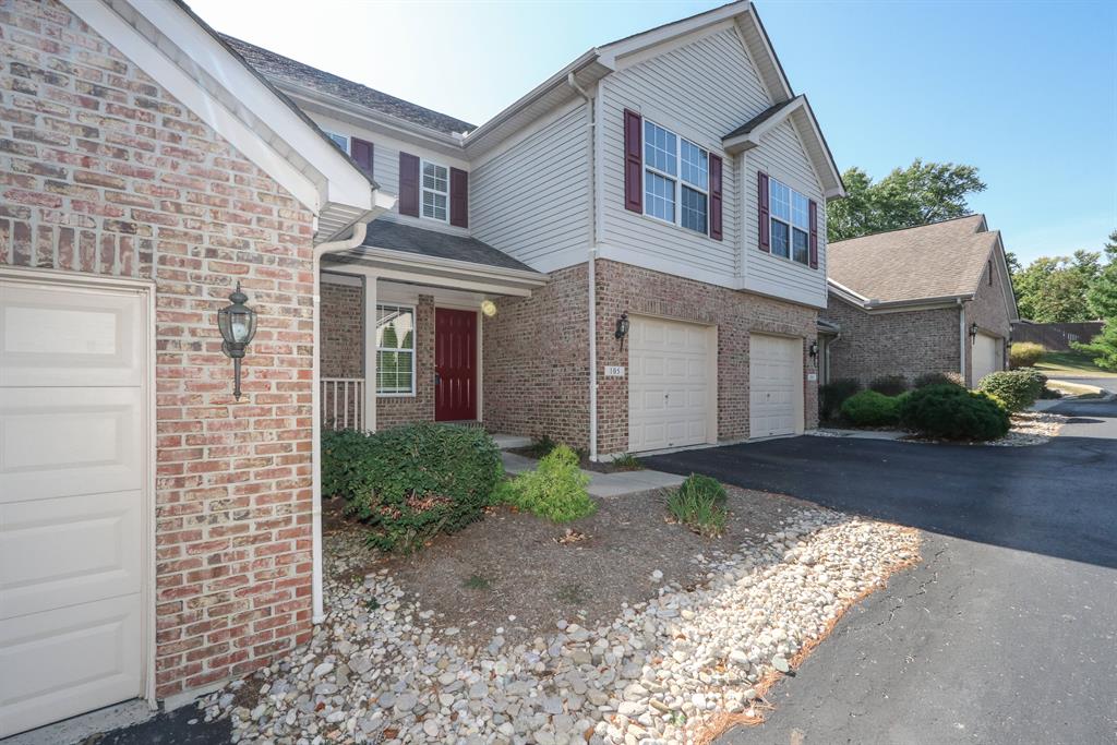 105 Whispering Knolls Ct Loveland, OH