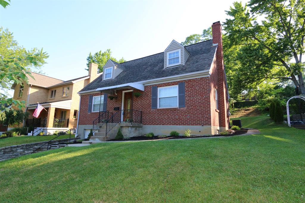 38 Burdsall Ave