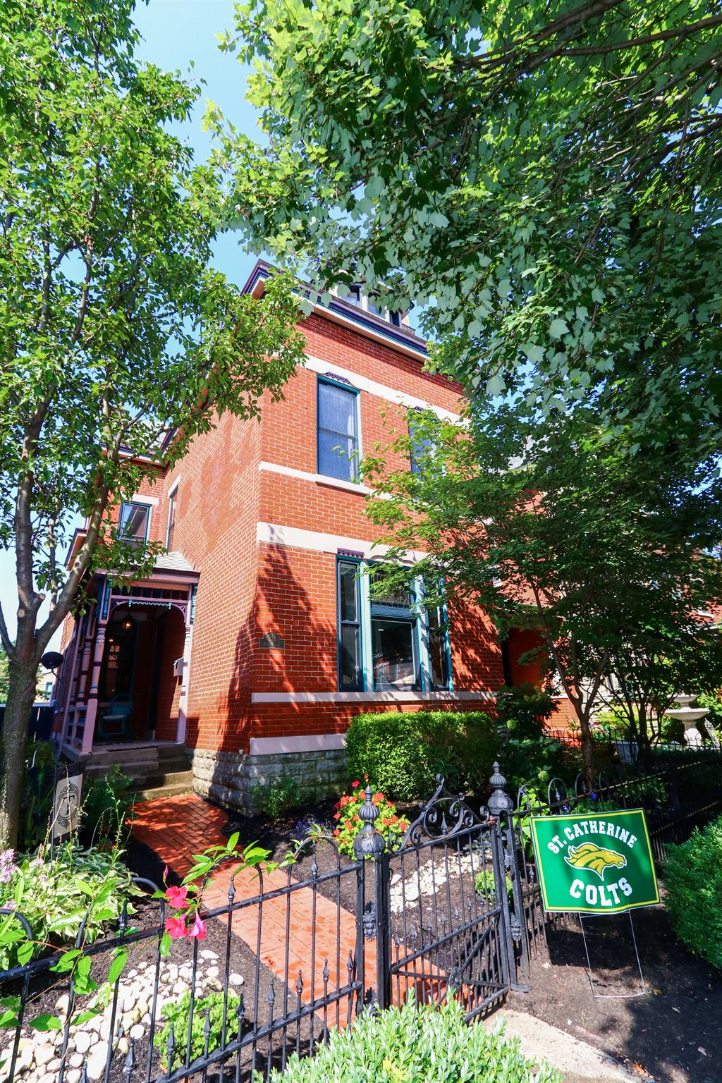 324 Park Ave