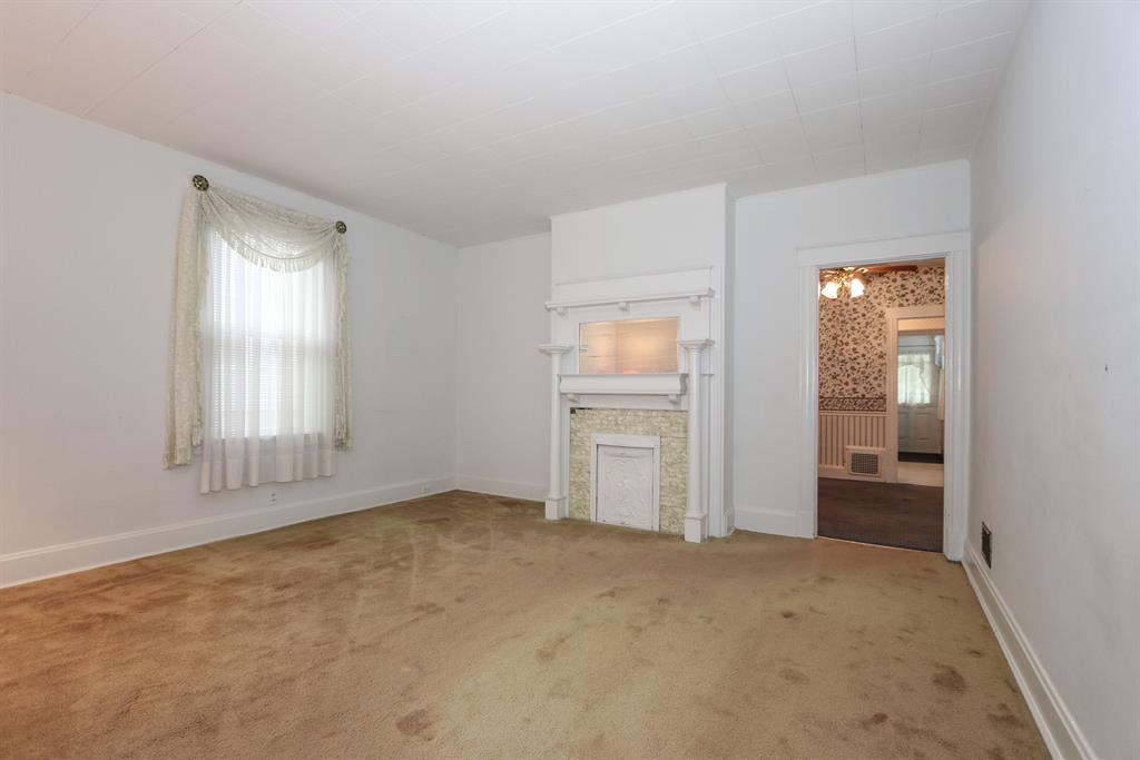 Living Room image 2 for 4044 Harding Ave Cheviot, OH 45211