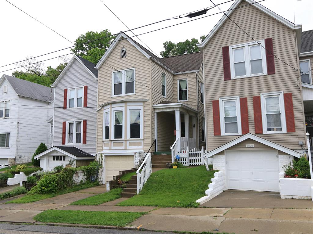 1023 Taylor Ave